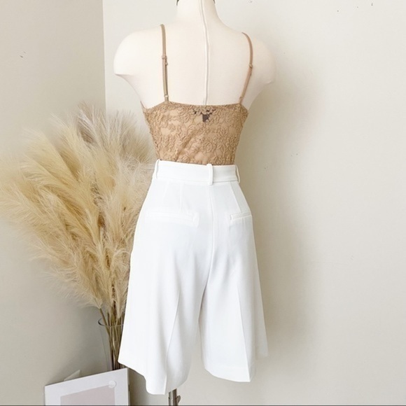 NWT tan lace bodysuit - Picture 4 of 4